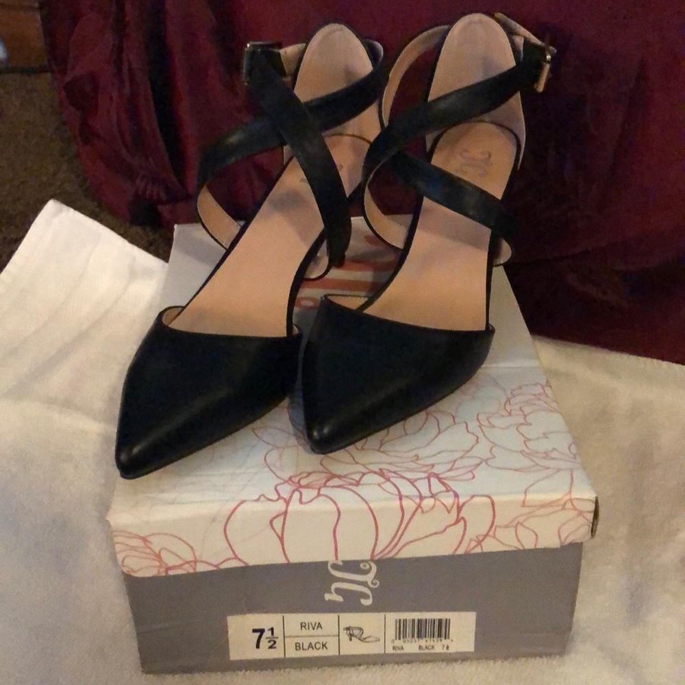 High heel shoes